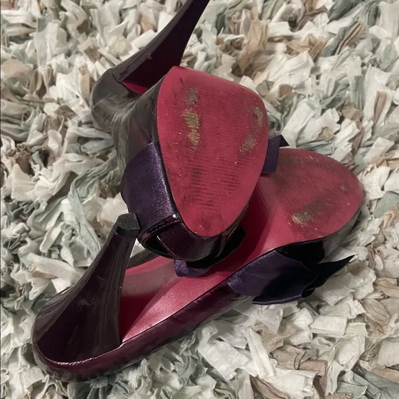 Shoes - Picture 4 of 5